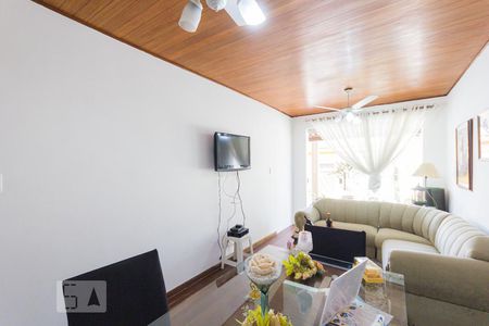 Sala de casa de condomínio à venda com 3 quartos, 350m² em Taquara, Rio de Janeiro
