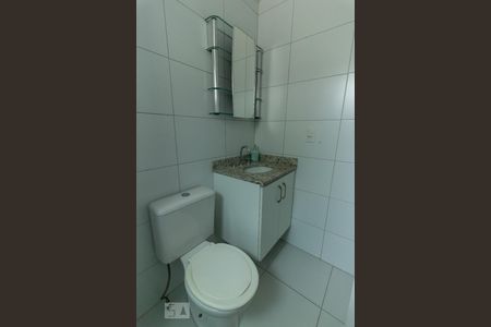 Banheiro - Suíte de apartamento para alugar com 2 quartos, 51m² em Vila Guarani (zona Sul), São Paulo