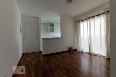 Sala de apartamento para alugar com 2 quartos, 51m² em Vila Guarani (zona Sul), São Paulo