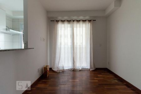 Sala de apartamento para alugar com 2 quartos, 51m² em Vila Guarani (zona Sul), São Paulo