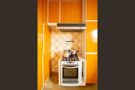 Casa à venda com 172m², 3 quartos e 2 vagas Casa à venda com 172m², 3 quartos e 2 vagasCozinha