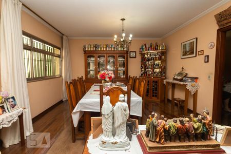 Casa para alugar com 380m², 3 quartos e 3 vagas Casa para alugar com 380m², 3 quartos e 3 vagasSala de Jantar