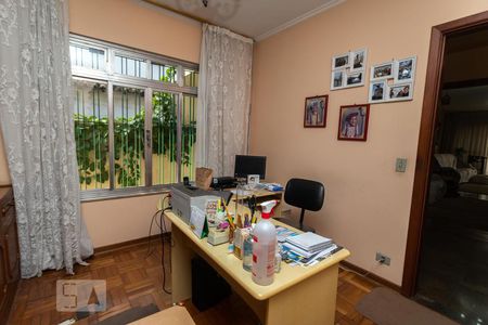 Casa para alugar com 380m², 3 quartos e 3 vagas Casa para alugar com 380m², 3 quartos e 3 vagasEscritório