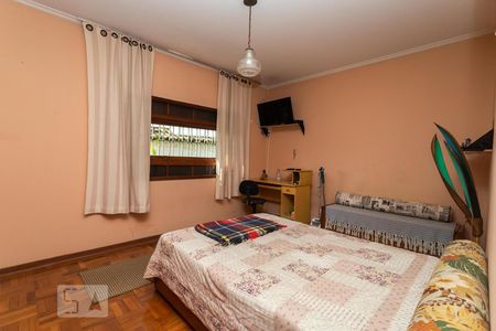 Casa para alugar com 380m², 3 quartos e 3 vagas Casa para alugar com 380m², 3 quartos e 3 vagasQuarto 1