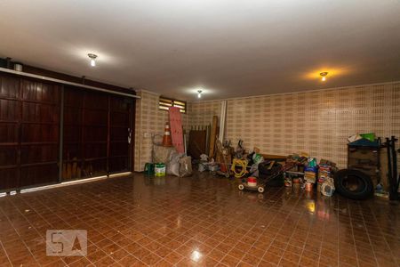 Casa para alugar com 380m², 3 quartos e 3 vagas Casa para alugar com 380m², 3 quartos e 3 vagasGaragem