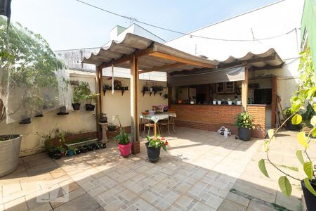 Casa para alugar com 380m², 3 quartos e 3 vagas Casa para alugar com 380m², 3 quartos e 3 vagasQuintal