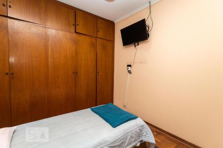 Casa para alugar com 380m², 3 quartos e 3 vagas Casa para alugar com 380m², 3 quartos e 3 vagasQuarto 2