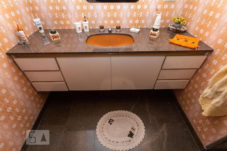 Casa para alugar com 380m², 3 quartos e 3 vagas Casa para alugar com 380m², 3 quartos e 3 vagasBanheiro Social