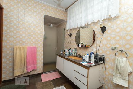 Casa para alugar com 380m², 3 quartos e 3 vagas Casa para alugar com 380m², 3 quartos e 3 vagasBanheiro do Quarto 3