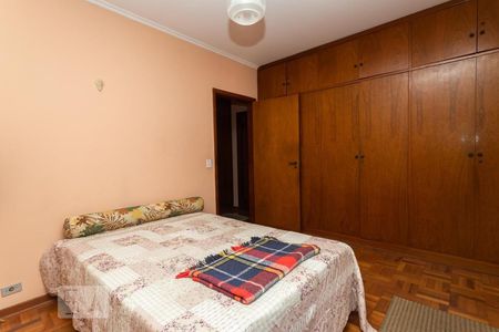 Casa para alugar com 380m², 3 quartos e 3 vagas Casa para alugar com 380m², 3 quartos e 3 vagasQuarto 1