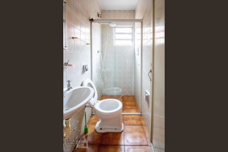 Casa à venda com 120m², 3 quartos e 2 vagasBanheiro