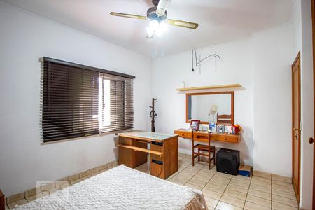 Casa à venda com 120m², 3 quartos e 2 vagasQuarto Suíte