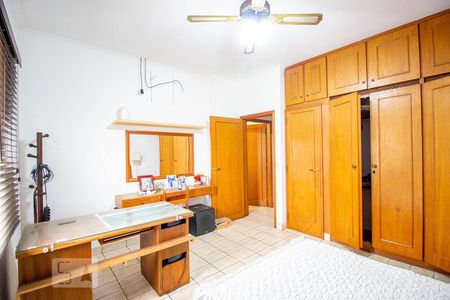 Casa à venda com 120m², 3 quartos e 2 vagasQuarto Suíte