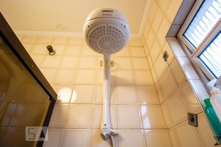 Casa à venda com 120m², 3 quartos e 2 vagasBanheiro