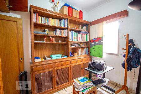 Casa à venda com 120m², 3 quartos e 2 vagasQuarto 3