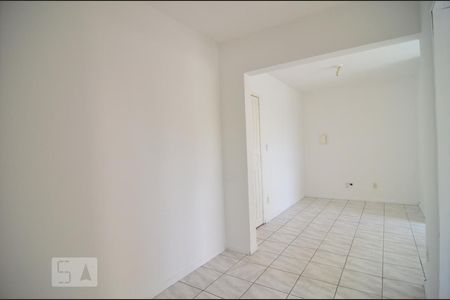 Sala de TV de apartamento à venda com 1 quarto, 32m² em Centro, Canoas