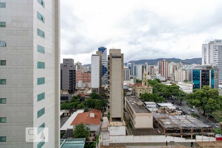 Vista de apartamento para alugar com 3 quartos, 110m² em Lourdes, Belo Horizonte