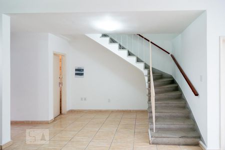 Sala de casa para alugar com 3 quartos, 165m² em Parque Colonial, São Paulo