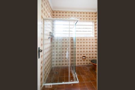Casa para alugar com 165m², 3 quartos e 2 vagasBanheiro Social