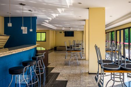 Apartamento para alugar com 72m², 3 quartos e 2 vagasÁrea comum - Salão de festas