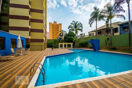 Apartamento para alugar com 72m², 3 quartos e 2 vagasÁrea comum - Piscina