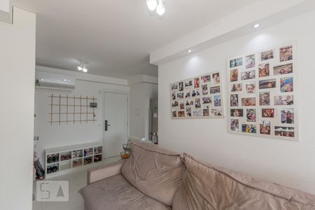 Sala de apartamento à venda com 2 quartos, 67m² em Santo Amaro, São Paulo