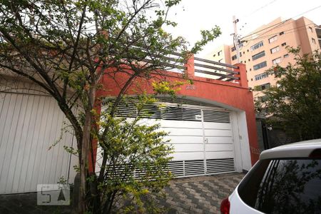 Casa à venda com 180m², 3 quartos e 2 vagasFachada