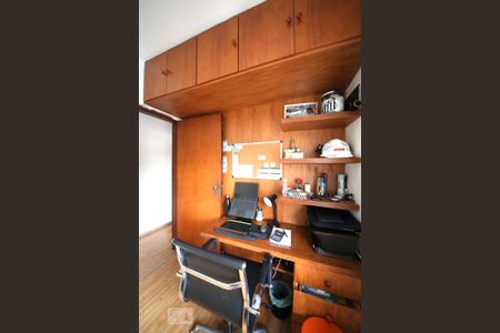 Casa à venda com 180m², 3 quartos e 2 vagasQuarto 2