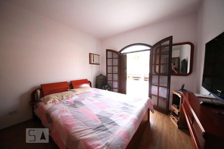 Casa à venda com 180m², 3 quartos e 2 vagasSuíte