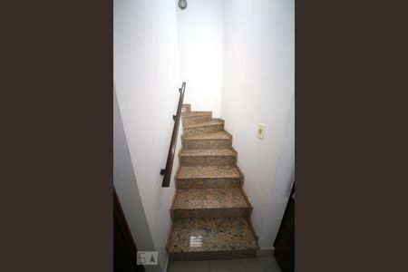 Acesso de casa à venda com 3 quartos, 180m² em Jardim Umuarama, São Paulo