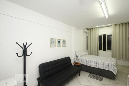 Sala/Quarto de kitnet/studio à venda com 1 quarto, 30m² em Centro, Rio de Janeiro