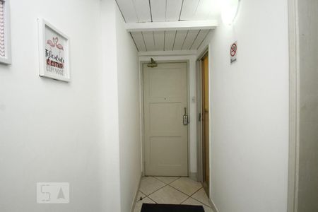 Hall de Entrada de kitnet/studio à venda com 1 quarto, 30m² em Centro, Rio de Janeiro