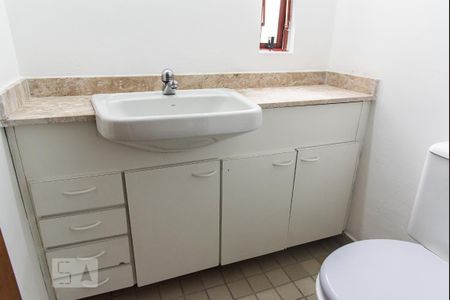 Apartamento para alugar com 56m², 2 quartos e 1 vagaBanheiro