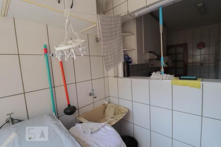 Apartamento à venda com 68m², 2 quartos e 1 vaga Apartamento à venda com 68m², 2 quartos e 1 vagaÁrea de Serviço