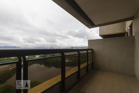 Varanda de apartamento para alugar com 1 quarto, 65m² em Barra da Tijuca, Rio de Janeiro