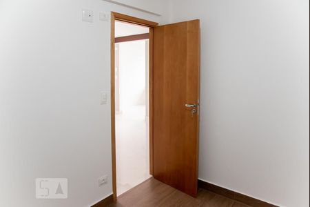 Quarto 1 de apartamento para alugar com 2 quartos, 54m² em Vila Guilhermina, São Paulo