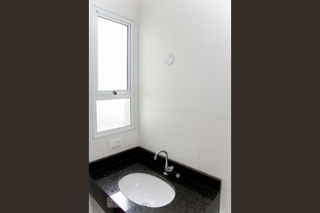 Apartamento para alugar com 54m², 2 quartos e 1 vaga Apartamento para alugar com 54m², 2 quartos e 1 vagaBanheiro