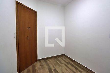 Quarto  de apartamento para alugar com 2 quartos, 38m² em Vila Scarpelli, Santo André
