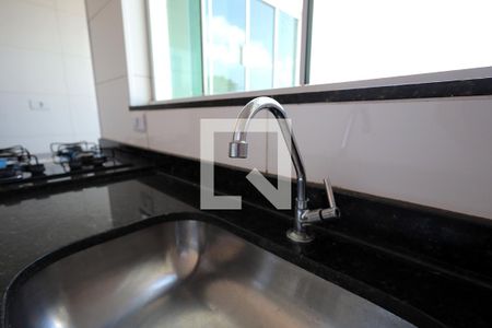 Sala / Cozinha de apartamento para alugar com 2 quartos, 76m² em Vila Scarpelli, Santo André
