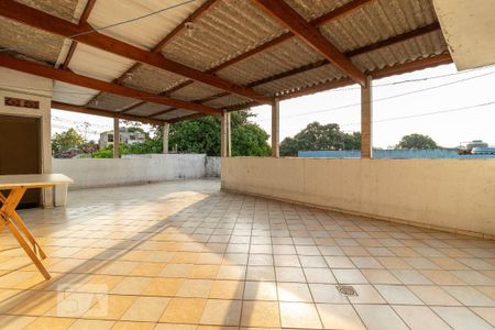 Casa à venda com 293m², 3 quartos e 1 vaga Casa à venda com 293m², 3 quartos e 1 vagaÁrea de Lazer