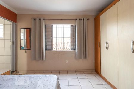 Casa à venda com 293m², 3 quartos e 1 vaga Casa à venda com 293m², 3 quartos e 1 vagaSuíte 1