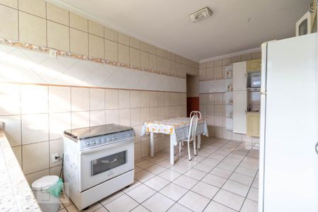 Casa à venda com 293m², 3 quartos e 1 vaga Casa à venda com 293m², 3 quartos e 1 vagaCozinha 1