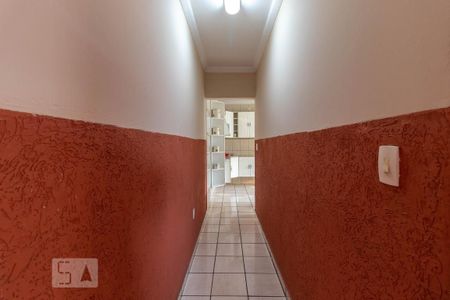 Casa à venda com 293m², 3 quartos e 1 vaga Casa à venda com 293m², 3 quartos e 1 vagaCorredor 1