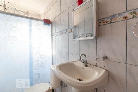 Casa à venda com 293m², 3 quartos e 1 vaga Casa à venda com 293m², 3 quartos e 1 vagaBanheiro da Suíte 2