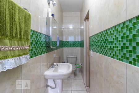 Casa à venda com 293m², 3 quartos e 1 vaga Casa à venda com 293m², 3 quartos e 1 vagaBanheiro da Suíte 3