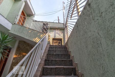 Casa à venda com 293m², 3 quartos e 1 vaga Casa à venda com 293m², 3 quartos e 1 vagaEscadas