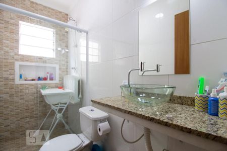 Casa à venda com 130m², 3 quartos e 2 vagas Casa à venda com 130m², 3 quartos e 2 vagasBanheiro