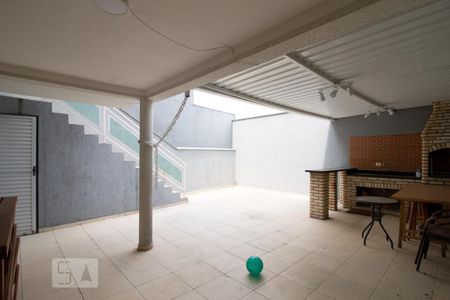 Casa à venda com 130m², 3 quartos e 2 vagas Casa à venda com 130m², 3 quartos e 2 vagasEspaço Gourmet