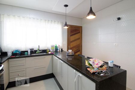 Casa à venda com 130m², 3 quartos e 2 vagas Casa à venda com 130m², 3 quartos e 2 vagasCozinha