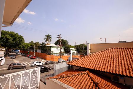 Casa à venda com 230m², 6 quartos e 5 vagasVista